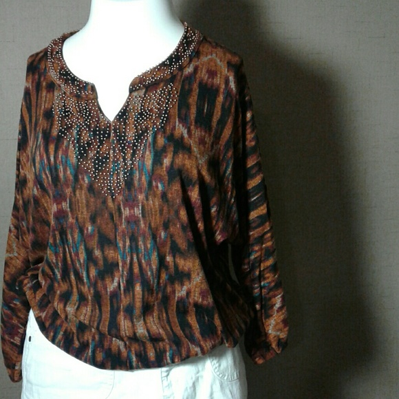 Tops - Picture 2 of 4